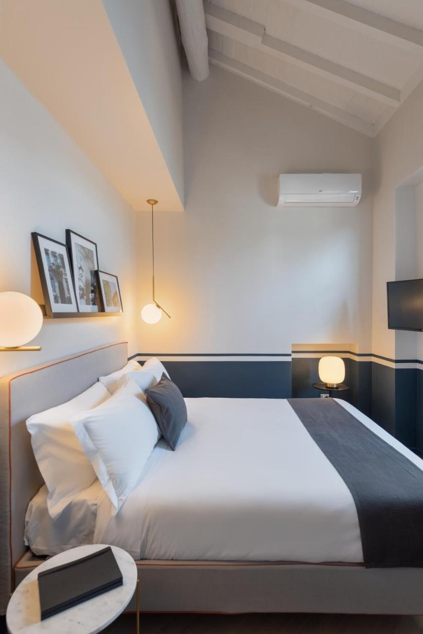Standard Double Room,761745727:JPEG